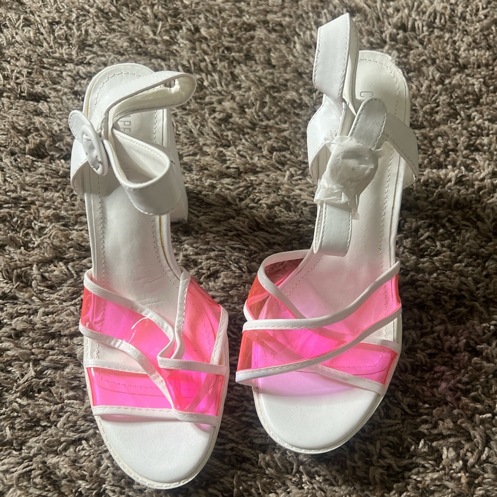 Cape Robbin Stylish White and Pink Women's Sandals - RUNS SMALL